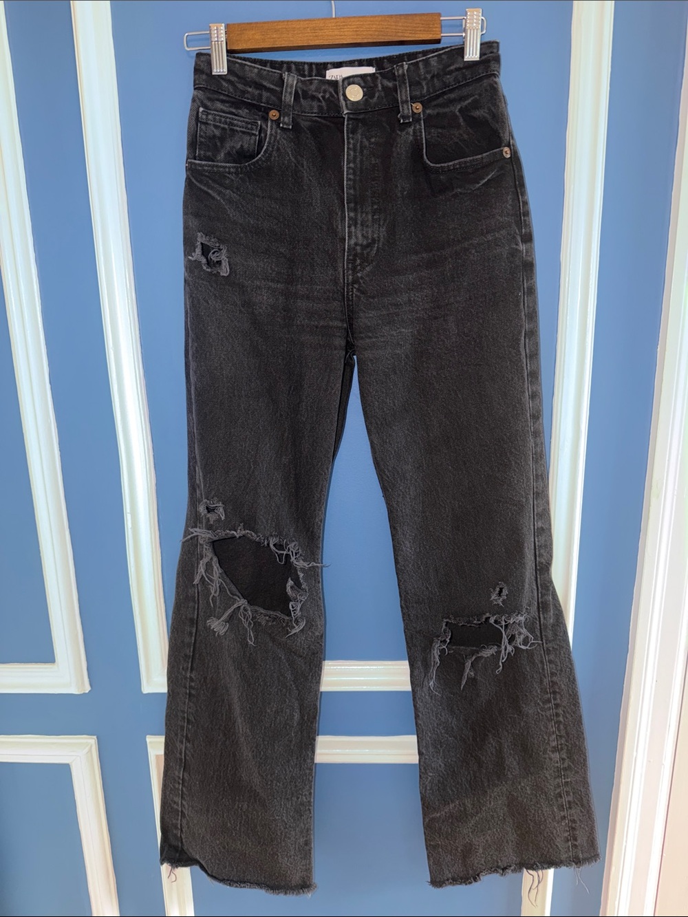 Zara Black Distressed High Rise Wide Leg Denim Jeans - Size 2